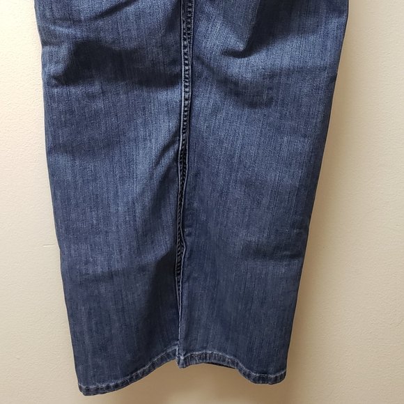 Jeans - Picture 7 of 7